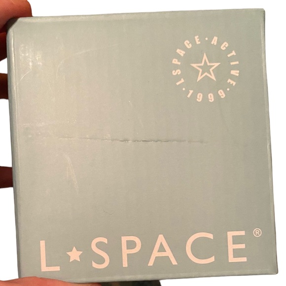 NWT L SPACE VIBRATING MASSAGE BALL TENSION RELIEF SMALL MUSCLES $42 NEW IN BOX - Picture 8 of 11